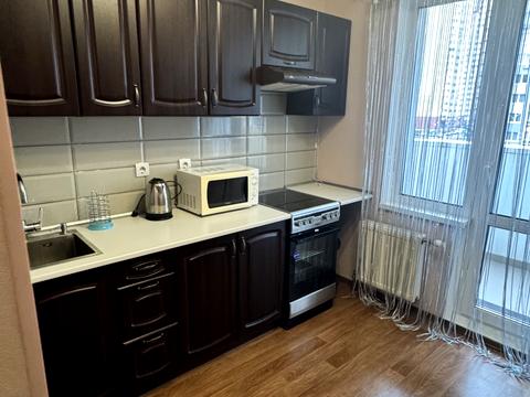 квартира за адресою Софії Русової вул., 7-А