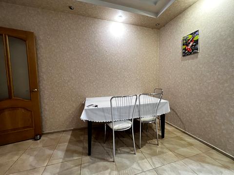 квартира за адресою Зодчих вул., 34