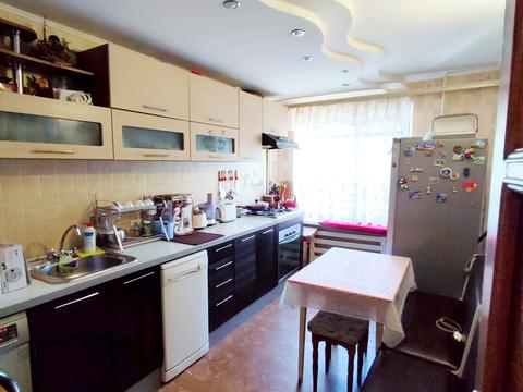 квартира за адресою Космонавтів просп., 42