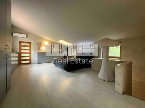 будинок за адресою Богатирська вул., 30а