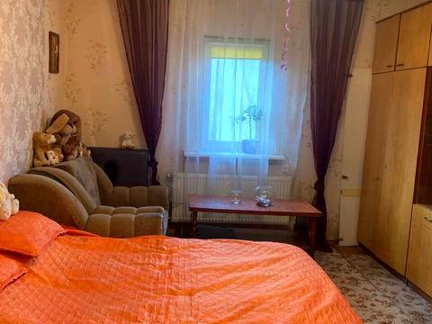 будинок за адресою Про. Набережний, 14