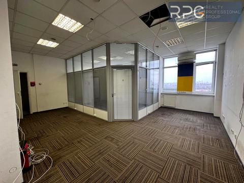 коммерческая по адресу Героїв Космосу ул., 4