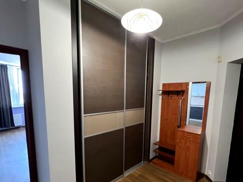 квартира по адресу Ревуцкого ул., 7-В