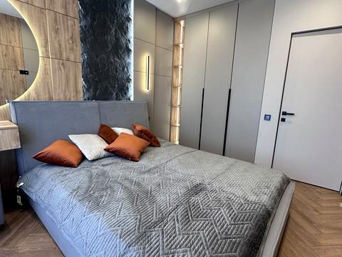 квартира по адресу Олександра Олеся ул., 3