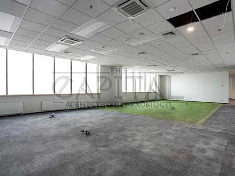 комерційна за адресою Князів Острозьких вул. (Московська), 32