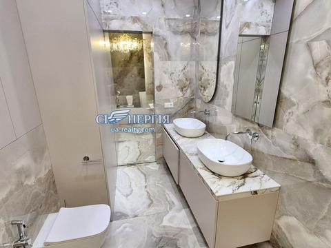 дом по адресу Острівна вул. 1