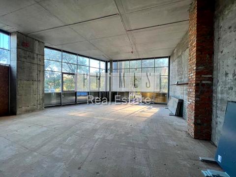 комерційна за адресою Андрія Верхогляда вул. (Михайла Драгомирова), 2