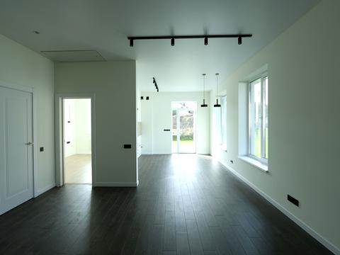 дом по адресу Івасюка