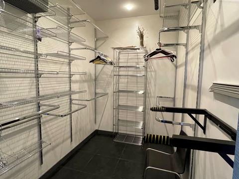 квартира по адресу Евгения Коновальца ул. (Щорса), 44-А