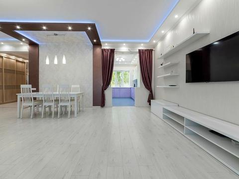 будинок за адресою с. Мала Олександрівка, Патона Євгена