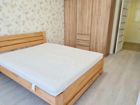 квартира по адресу Олександра Олеся ул., 5-А