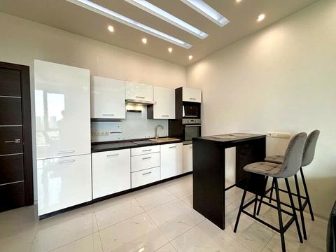 квартира за адресою Дніпровська набережна вул., 14-Б