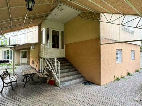 будинок за адресою Петропавлівська вул., 111/1