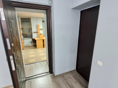 комерційна за адресою Панаса Мирного вул., 9-Б