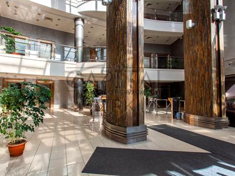 комерційна за адресою Дмитрівська вул., 92