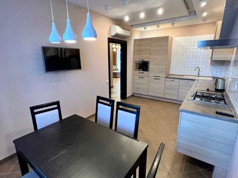 будинок за адресою Горіхова