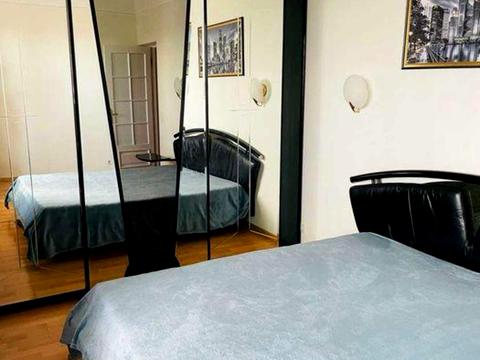 квартира по адресу Панаса Мирного ул., 27
