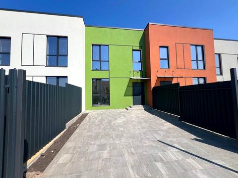 дом по адресу вул. Зоряна