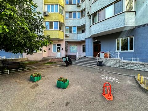 квартира за адресою Київ, Драгоманова вул., 6/1