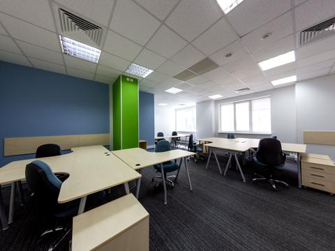 комерційна за адресою Польова вул., 24д