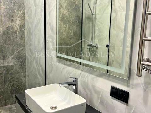 квартира за адресою Троїцька вул. (Червона), 5