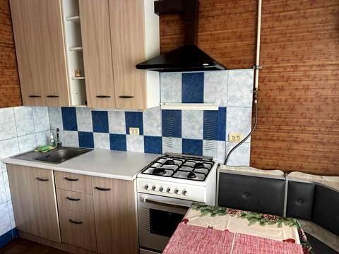 квартира за адресою Євгена Плужника вул., 3