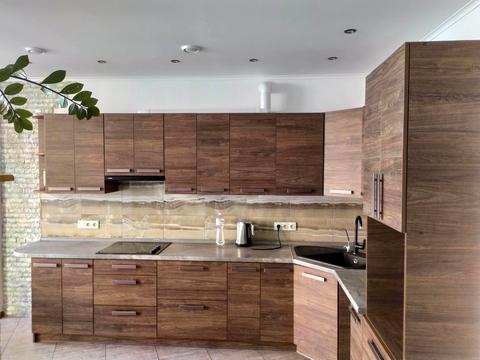 квартира за адресою Регенераторна вул., 4 к12