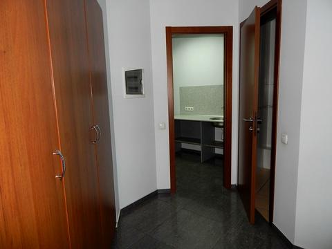 комерційна за адресою Королеви Єлизавети ІІ вул. (Глинки), 7