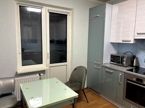 квартира по адресу Софии Русовой ул., 3