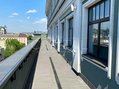 комерційна за адресою Спаська вул., 26/14