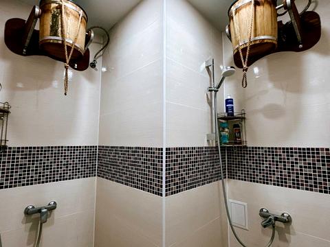 будинок за адресою Луговська вул., 238