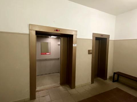 квартира по адресу Драгоманова ул., 44-А