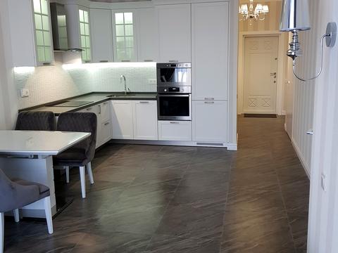 квартира по адресу Деловая, 1/2