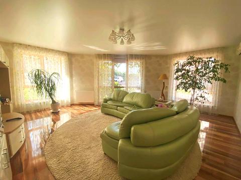 квартира за адресою Василя Симоненка вул., 2