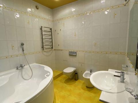 квартира за адресою Дмитрівська вул., 13-А