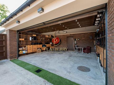 будинок за адресою Садова