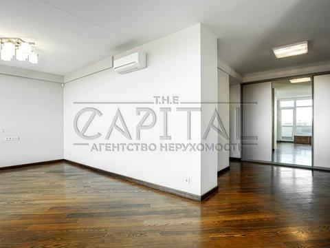 квартира за адресою Андрія Верхогляда вул. (Михайла Драгомирова), 5