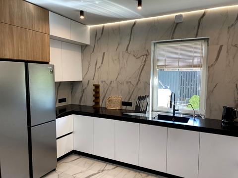 будинок за адресою Русанівські сади вул., 7