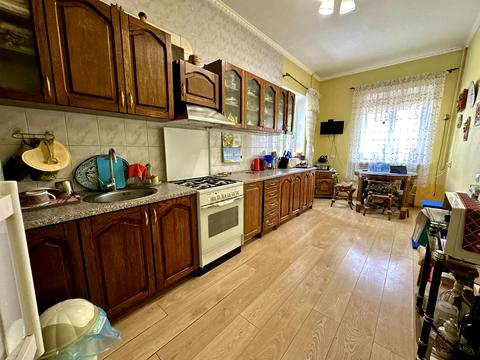 будинок за адресою Київська вул.