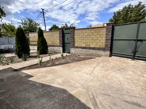 будинок за адресою Азовсталі пров., 54/2