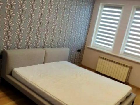 квартира за адресою Будівельників вул. (Фрунзе), 3