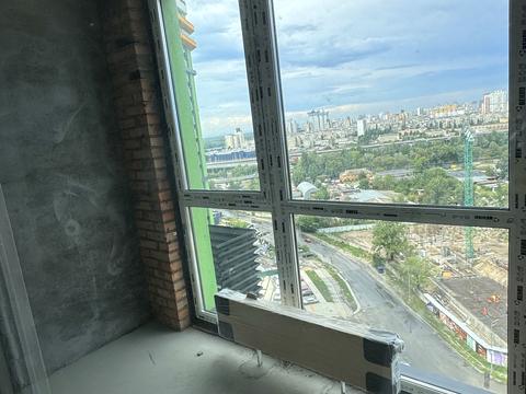 квартира за адресою Причальна вул., 10