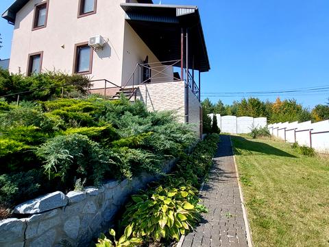 будинок за адресою Центральна, 19