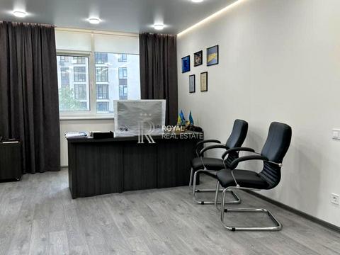 комерційна за адресою Любомира Гузара просп. (Космонавта Комарова), 11