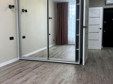 квартира за адресою Олександра Олеся вул., 5-А