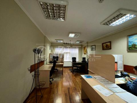 коммерческая по адресу Оболонская набережная ул., 7