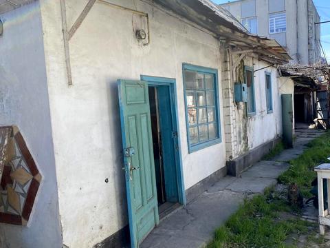 будинок за адресою Отамана Головатого вул.