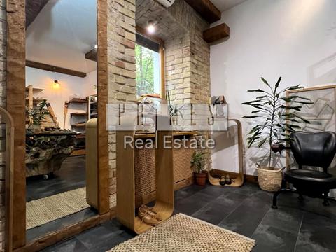 комерційна за адресою Обсерваторна вул., 9