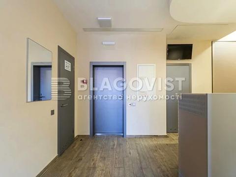 комерційна за адресою Щекавицька вул., 30/39