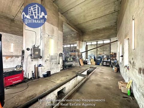 комерційна за адресою Ярослава Мудрого вул. (Моріса Тореза), 31-А